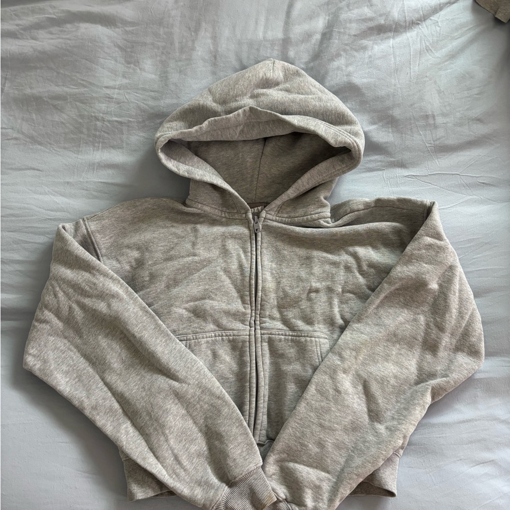 Aritzia Heather Gray TNA Cozy Fleece boyfriend zip up
